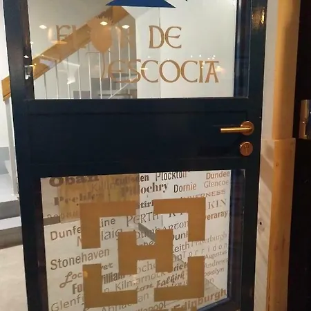 אכסניה Catedral