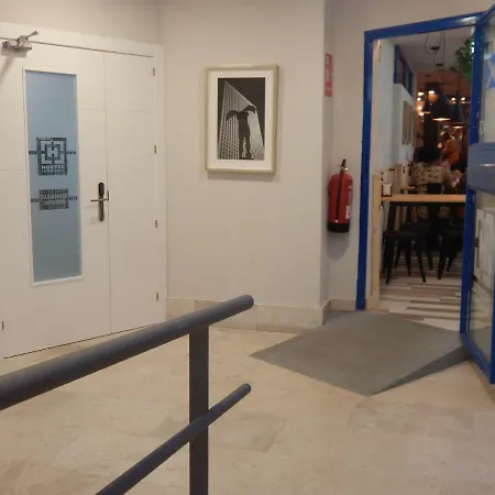 Catedral Hostel *