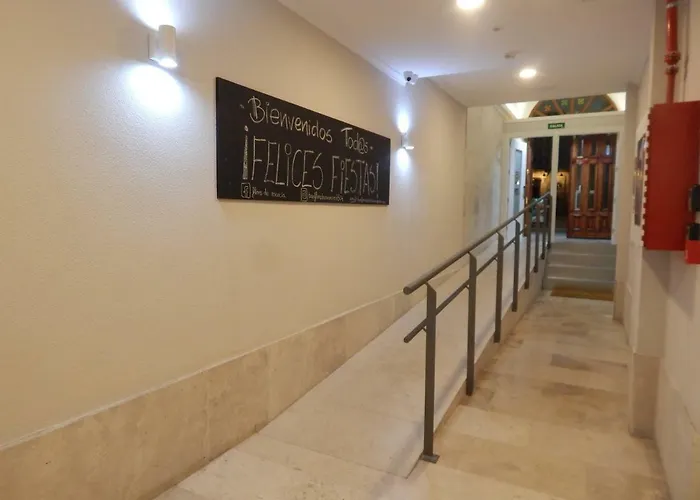 Catedral Auberge de jeunesse Burgo